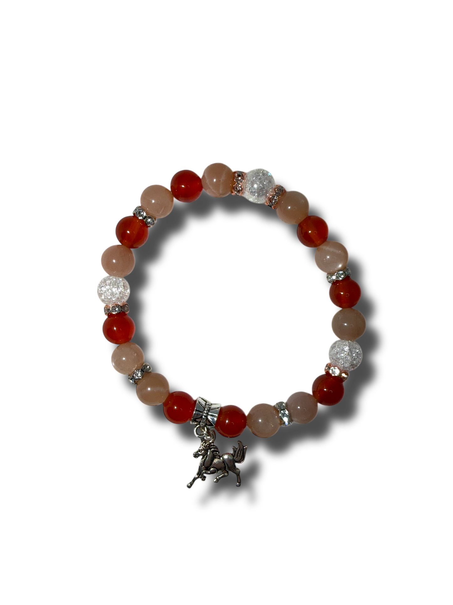 tűz ló kollekció, ásványbarlang, karneol, roppantott hegyikristály, holdkő egyedi kézműves női ásványkarkötő